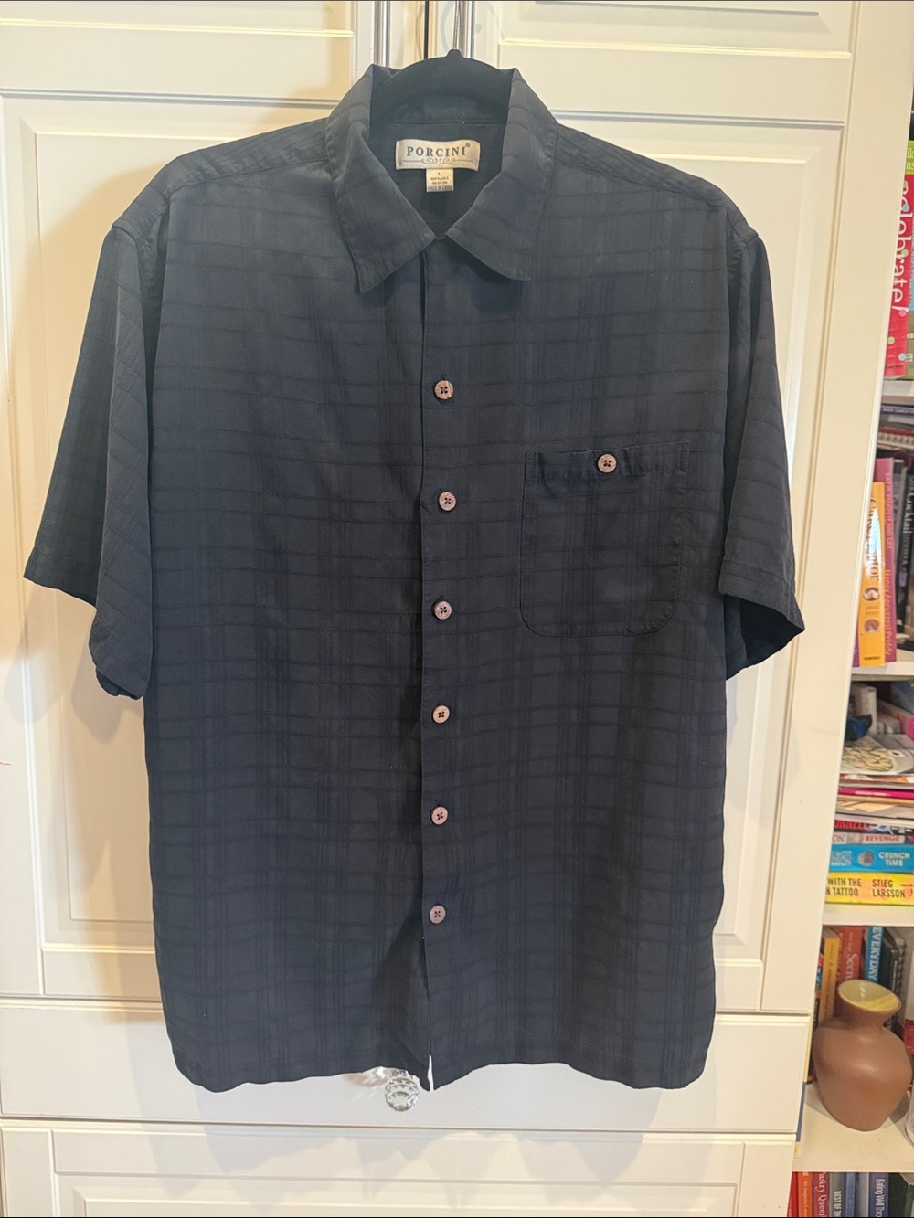 Men's Short-Sleeve Button-Down Shirt in Black Plaid